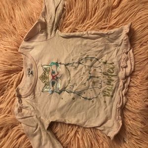 Cute kitten shirt. Great condition !
